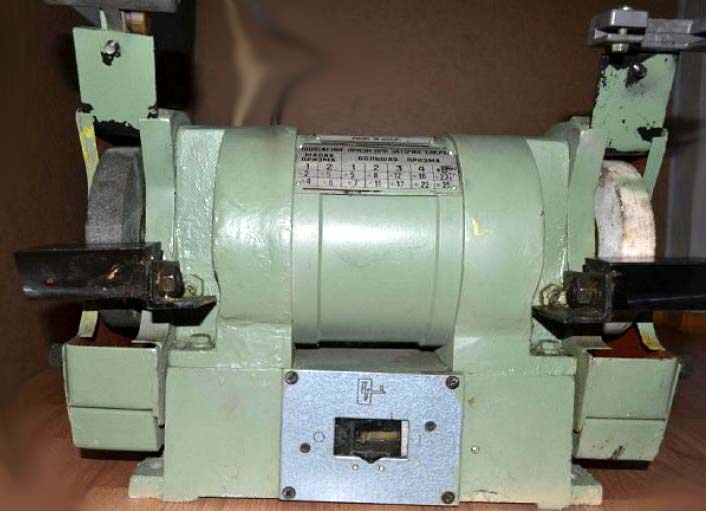 3К631 Загальний вигляд точильно-шліфувального верстата